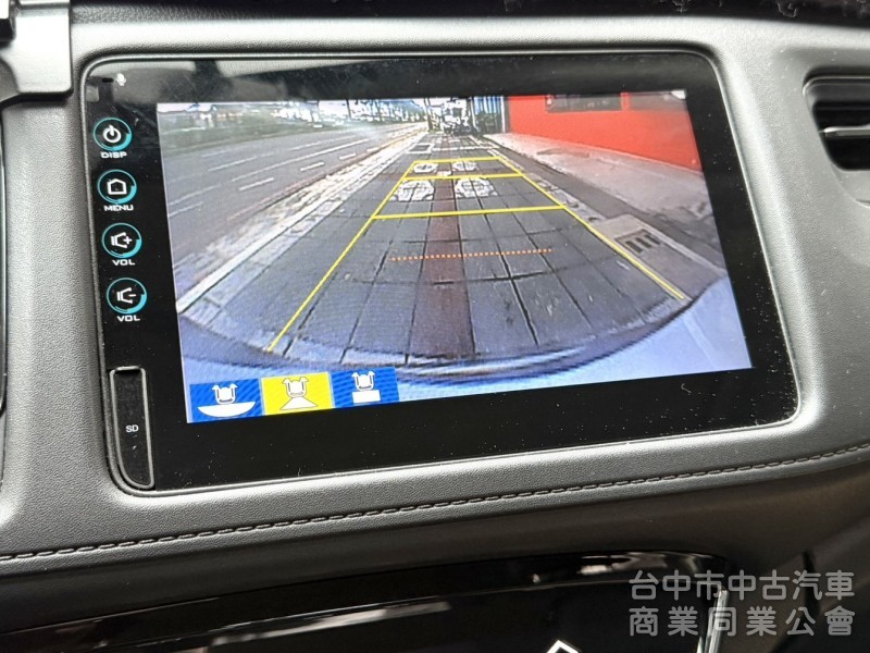 2017年 Honda HR-V 1.8 頂級S版 原鈑件 恆溫空調 I-Key 換檔撥片 靈活大空間 居家小休旅首選