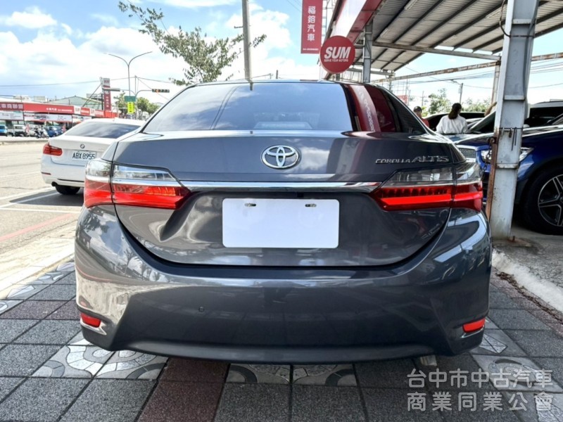 2018年 Toyota Altis 1.8 尊爵版 原鈑件 恆溫 I-Key 定速 盲點 最保值妥善率高的國民房車