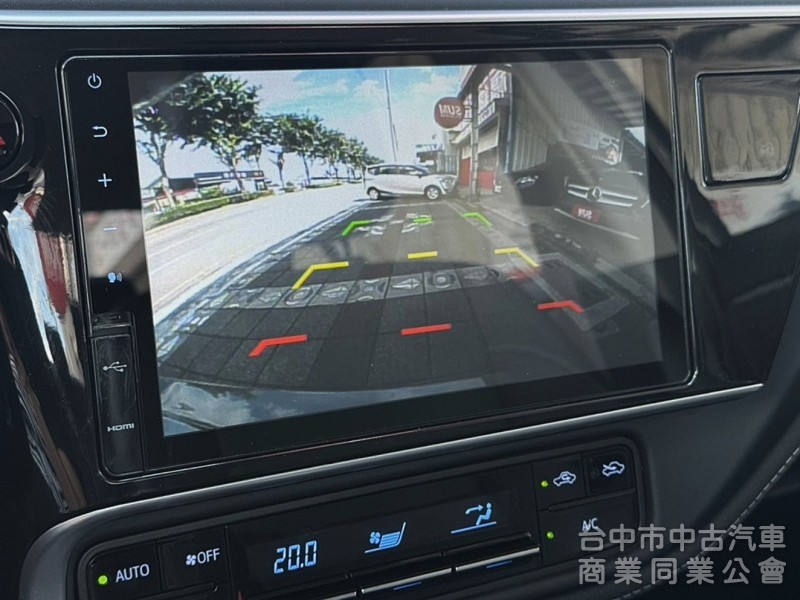 2018年 Toyota Altis 1.8 尊爵版 原鈑件 恆溫 I-Key 定速 盲點 最保值妥善率高的國民房車