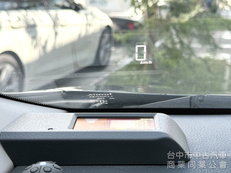 2018年 Toyota Altis 1.8 尊爵版 原鈑件 恆溫 I-Key 定速 盲點 最保值妥善率高的國民房車