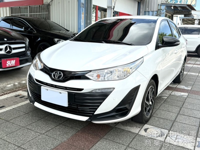 2021年 Toyota Vios 1.5 經典版 原鈑件 僅跑1萬公里 適合家庭 日常通勤代步的安心首選
