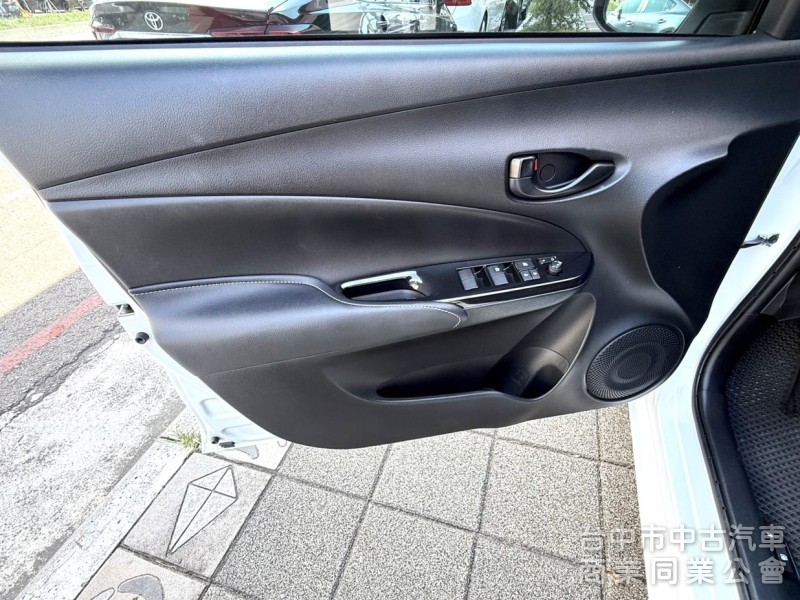 2021年 Toyota Vios 1.5 經典版 原鈑件 僅跑1萬公里 適合家庭 日常通勤代步的安心首選