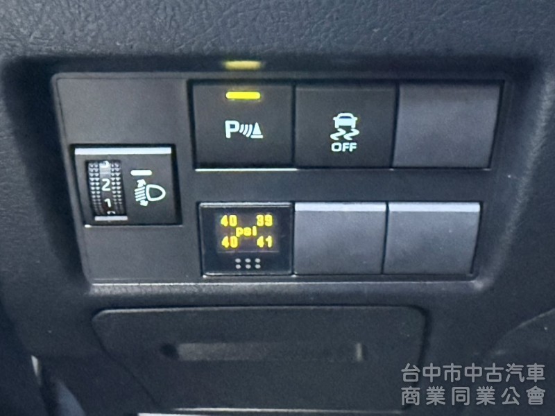 2021年 Toyota Vios 1.5 經典版 原鈑件 僅跑1萬公里 適合家庭 日常通勤代步的安心首選