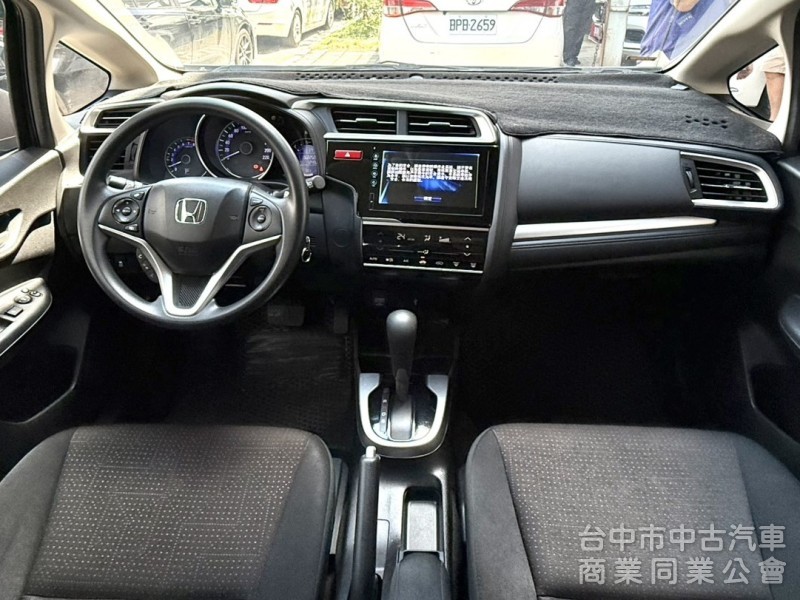 2016年 Honda FIT 1.5 S版 恆溫空調 換檔撥片 定速 安卓大螢幕 超人氣小車 首購族小家庭代步首選