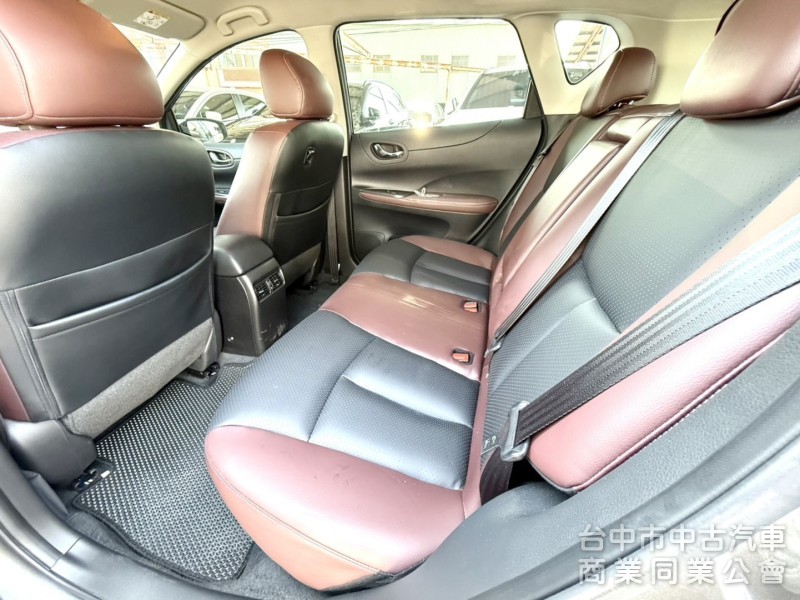 2021年 Nissan TIIDA 5D 1.6  J智能360版 原鈑件 環景 I-Key 定速 恆溫 都會時尚小車