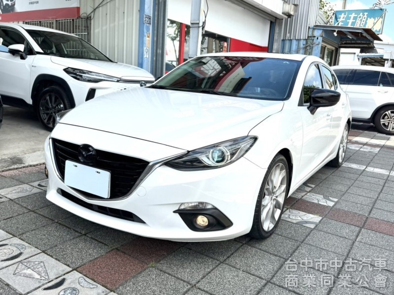2016年式 Mazda 3 5D 頂級型 2.0 原鈑件 電動天窗 恆溫 換檔撥片 日本原裝進口 帥氣代步車首選