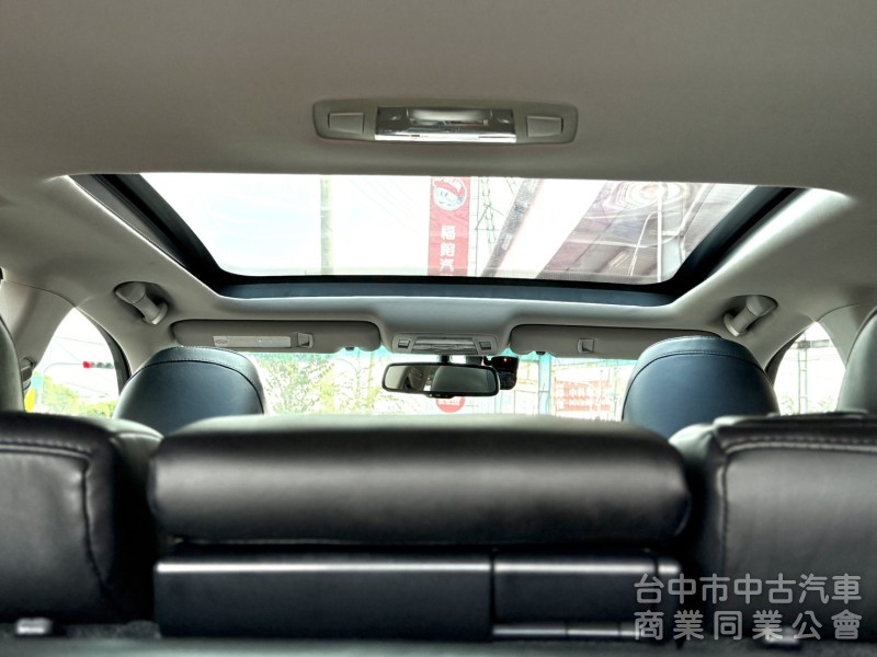 2012年式 Lexus RX450h 頂級版 油電 認證車 低里程 僅跑7萬公里 日系高品質高妥善率運動休旅