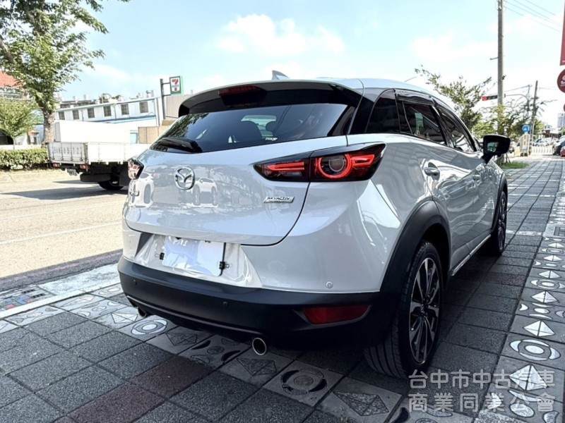 2019年 Mazda CX-3 2.0 SKY-G 旗艦型 原鈑件 里程僅3萬公里 升級環景影音系統 日系跨界潮旅