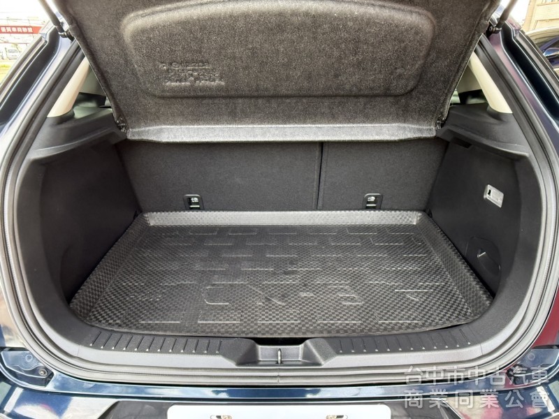 2019年 Mazda CX-3 2.0 SKY-G 旗艦型 原鈑件 里程僅7萬 ACC 恆溫 CP值超高的跨界小休旅