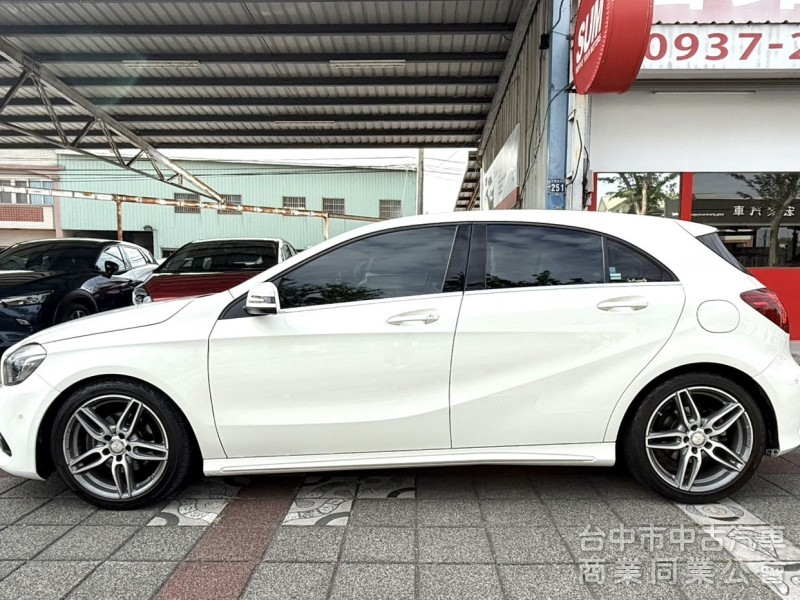 2017年 M-Benz A180 1.6 AMG Line 運動版 總代理 原漆原鈑件 低里程 最保值的賓士鋼砲小車