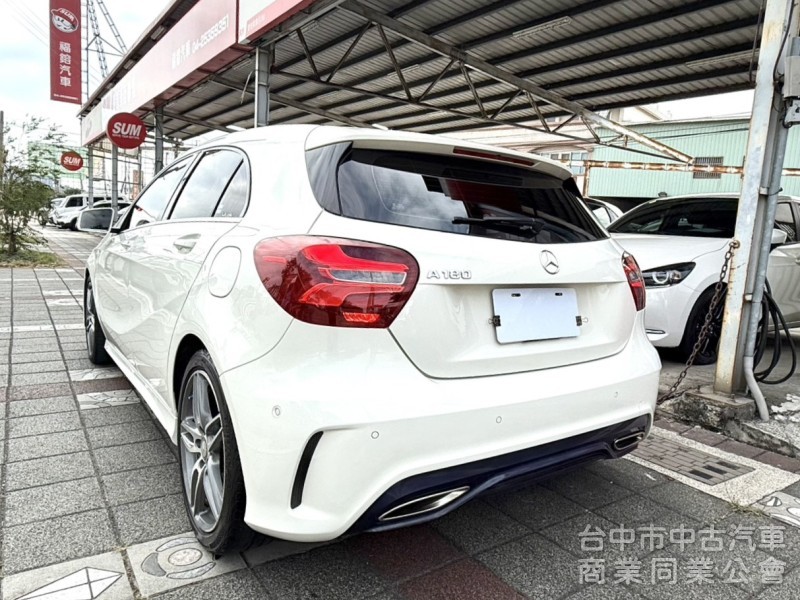 2017年 M-Benz A180 1.6 AMG Line 運動版 總代理 原漆原鈑件 低里程 最保值的賓士鋼砲小車