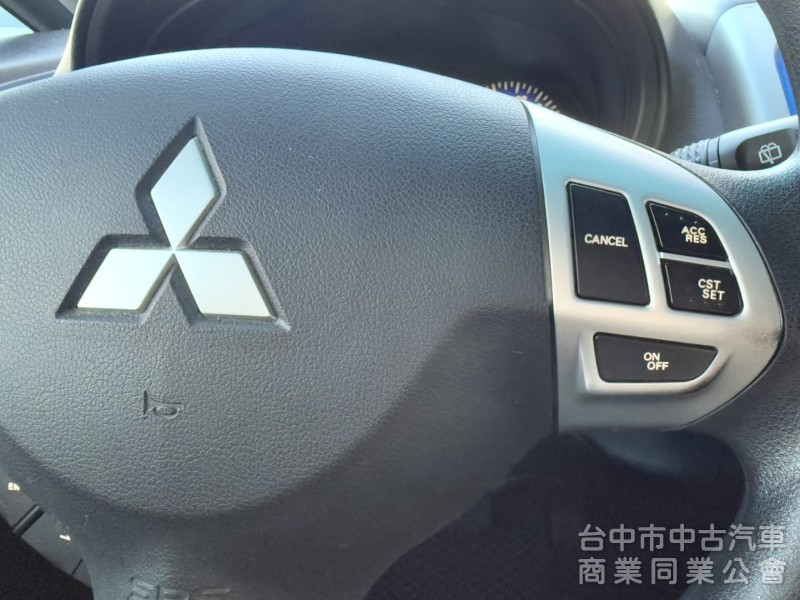 2014年 Mitsubishi Colt Plus 1.5 原鈑件 里程6萬 恆溫 I-Key  都會靈巧五門掀背小車