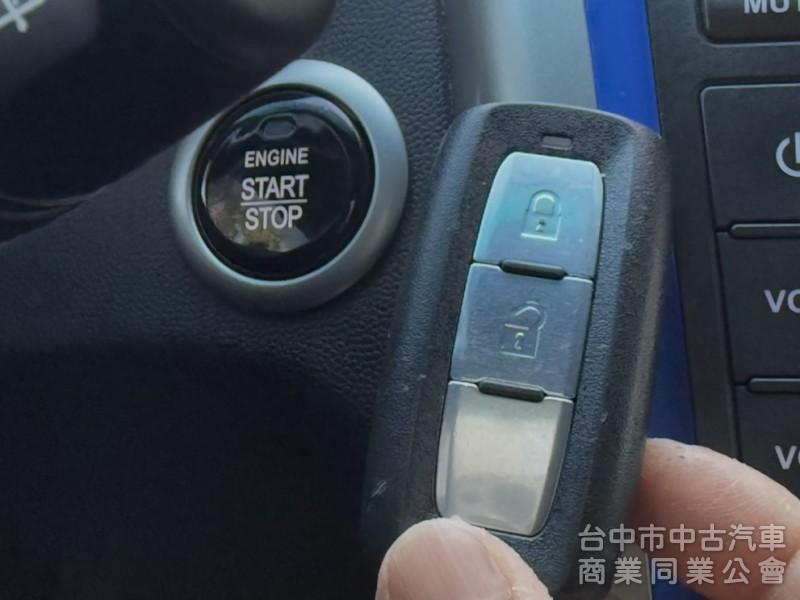 2014年 Mitsubishi Colt Plus 1.5 原鈑件 里程6萬 恆溫 I-Key  都會靈巧五門掀背小車