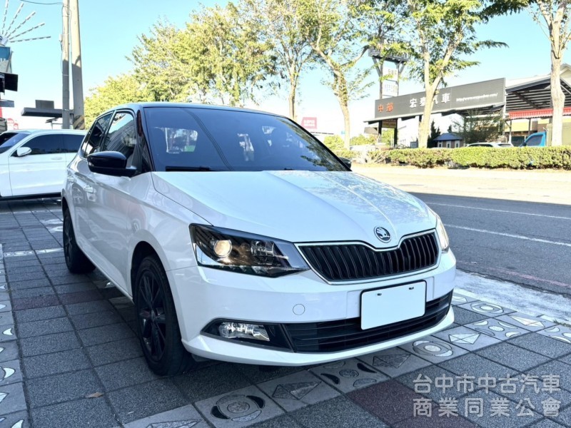 2016年 SKODA Fabia 1.2 TSI 原鈑件 僅跑5萬公里 I-Key 定速 渦輪增壓 歐系時尚掀背小車