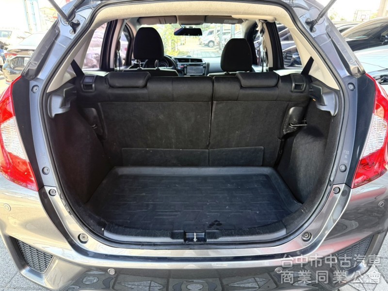 2015年 Honda Fit 1.5 VTi-S 認證車 恆溫 換檔撥片 定速 影音 都會靈巧代步小車
