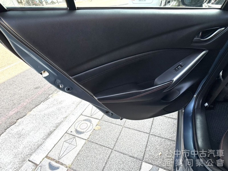 2015年式 Mazda 6 2.2 頂級柴油旗艦版 原鈑件 雙區恆溫 電動椅 天窗 I-Key 日本進口豪華大型房車