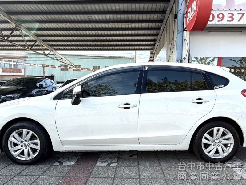 2016年 Subaru lmpreza 1.6 i-S 恆溫 4WD I-Key 定速 循跡防滑 日系舒適安全掀背神車