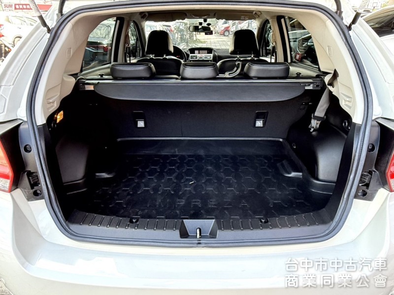 2016年 Subaru lmpreza 1.6 i-S 恆溫 4WD I-Key 定速 循跡防滑 日系舒適安全掀背神車