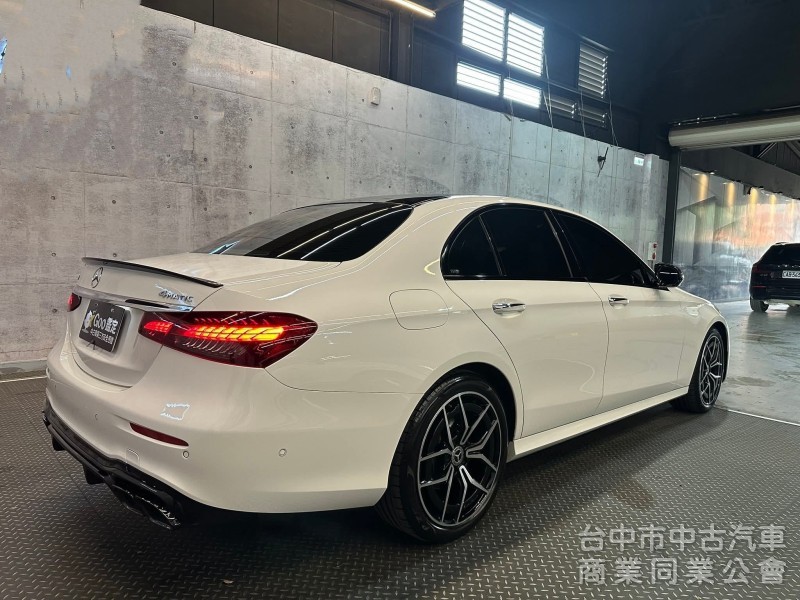 賓士 E350 正2022年出廠 4MATIC AMG