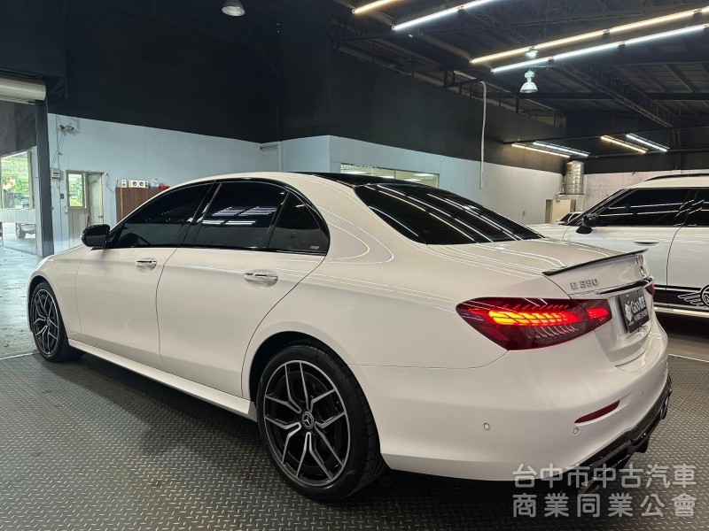 賓士 E350 正2022年出廠 4MATIC AMG