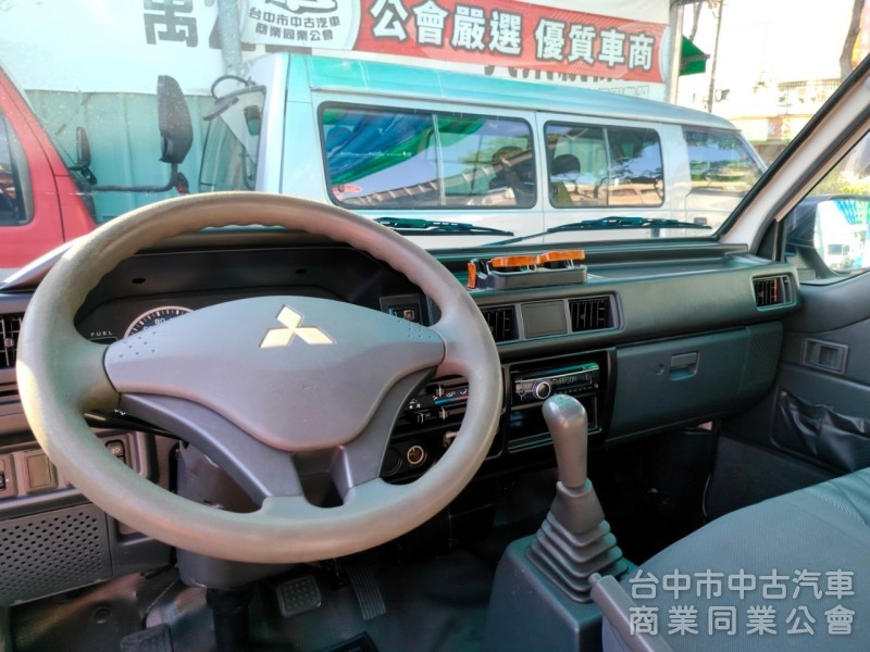 15中華得利卡2.4CC貨車加大電尾門