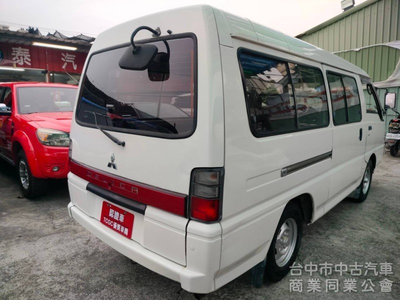 12中華得利卡箱車八人座可變成箱式貨車