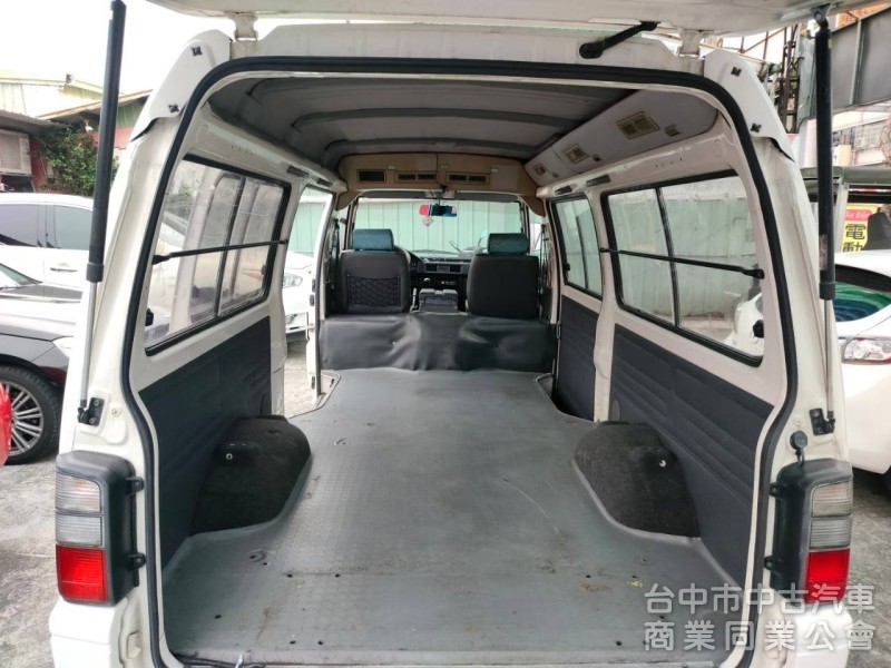 12中華得利卡箱車八人座可變成箱式貨車