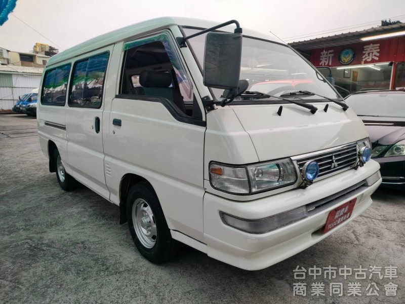 12中華得利卡箱車八人座可變成箱式貨車