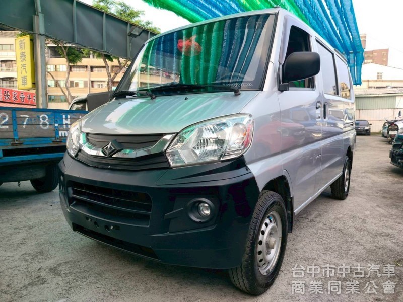 17年出廠中華菱利1.3CC手排小客貨箱車