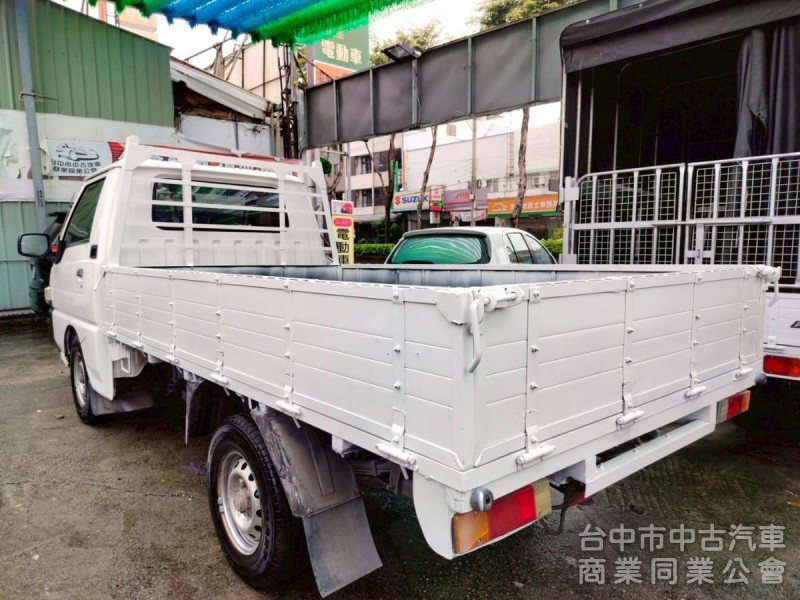 18中華得利卡貨車手排2.4有力省稅