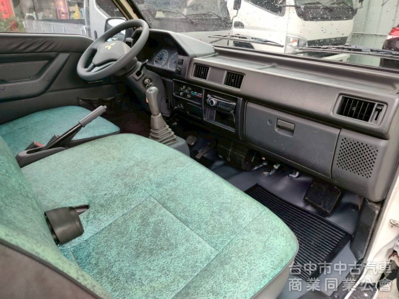 18中華得利卡貨車手排2.4有力省稅