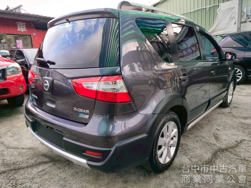 18日產樂薇娜LIVINA女用一手車