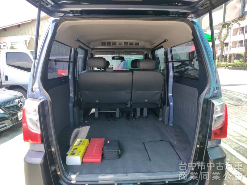 2020年中華菱利A180自排5人座廂型車 車頂置放架