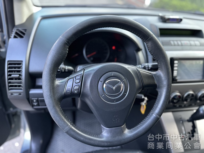 MAZDA5頂級配備一手車僅跑130635公里 一年跑不到一萬公里 非常漂亮