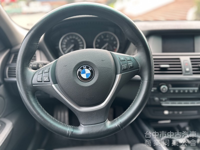 BMW X52012出廠13領牌一手車頂級配備 原廠完整一手車僅跑98905公里非常漂亮保養紀錄