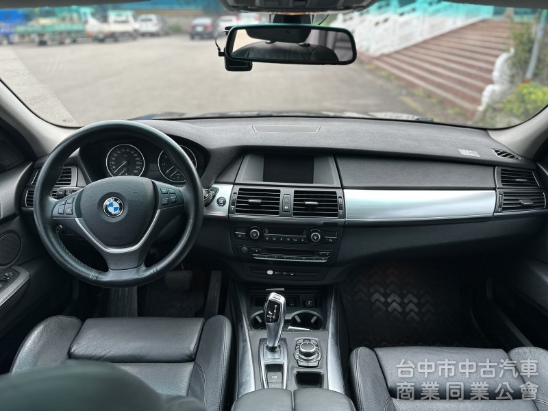 BMW X52012出廠13領牌一手車頂級配備 原廠完整一手車僅跑98905公里非常漂亮保養紀錄