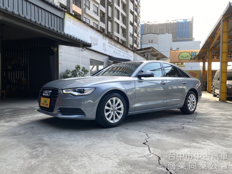 2013 Audi A6 Sedan　　低里程/第三方認證/雙前電動座椅/車偏警示/車道變換輔助/IKEY/天窗/電尾