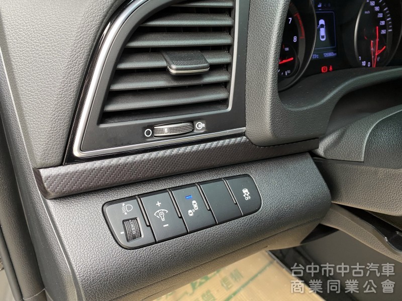 2018 國產 Elantra ADG-F Sport版　　infinity音響／MST進氣／Hardrace拉桿