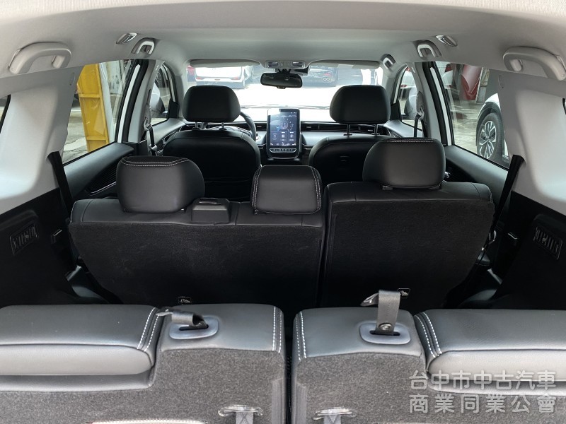 2021 Luxgen URX 7人健康樂活版　伸縮斜坡板／7人座／ACC／環景／腳踢尾門／抬顯／出遊福祉都能用！