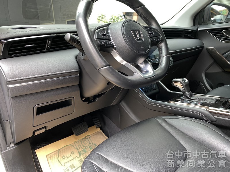 2021 Luxgen URX 7人健康樂活版　伸縮斜坡板／7人座／ACC／環景／腳踢尾門／抬顯／出遊福祉都能用！