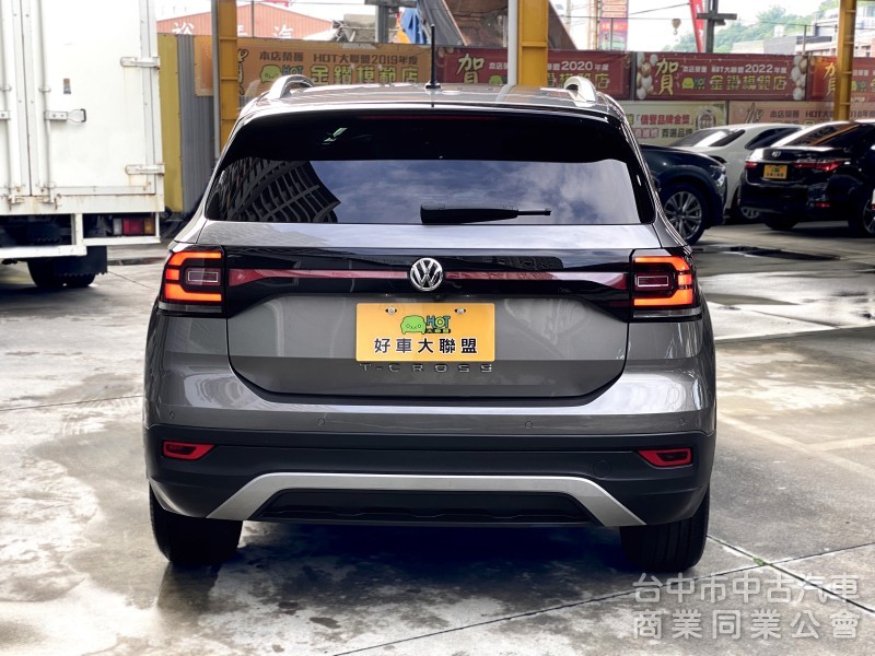 2020 VW T-Cross 230 TSI Style Design　ACC／手機無線充／CarPlay／倒車