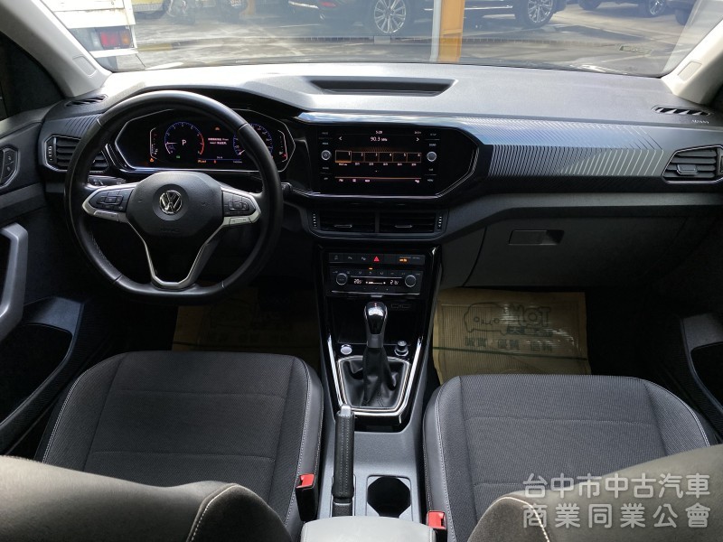 2020 VW T-Cross 230 TSI Style Design　ACC／手機無線充／CarPlay／倒車