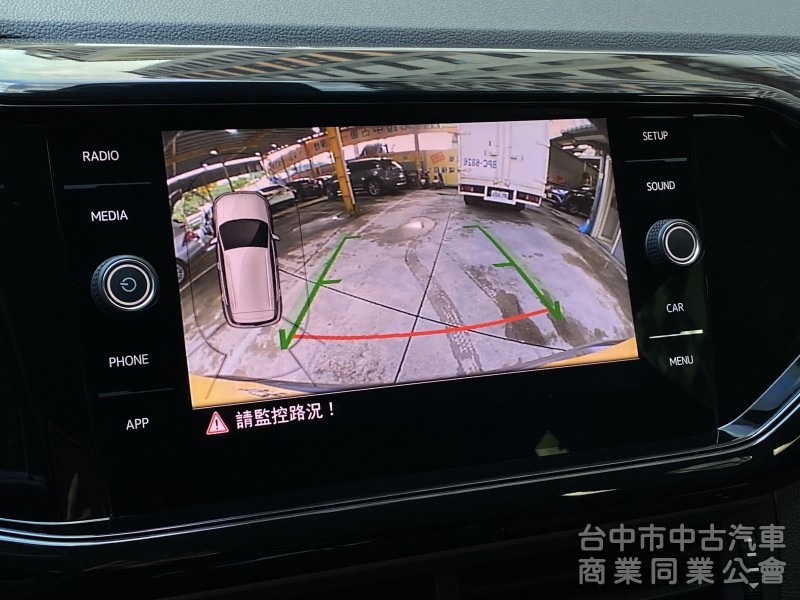 2020 VW T-Cross 230 TSI Style Design　ACC／手機無線充／CarPlay／倒車
