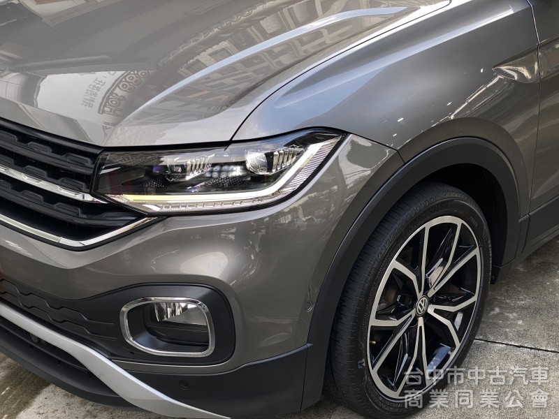 2020 VW T-Cross 230 TSI Style Design　ACC／手機無線充／CarPlay／倒車