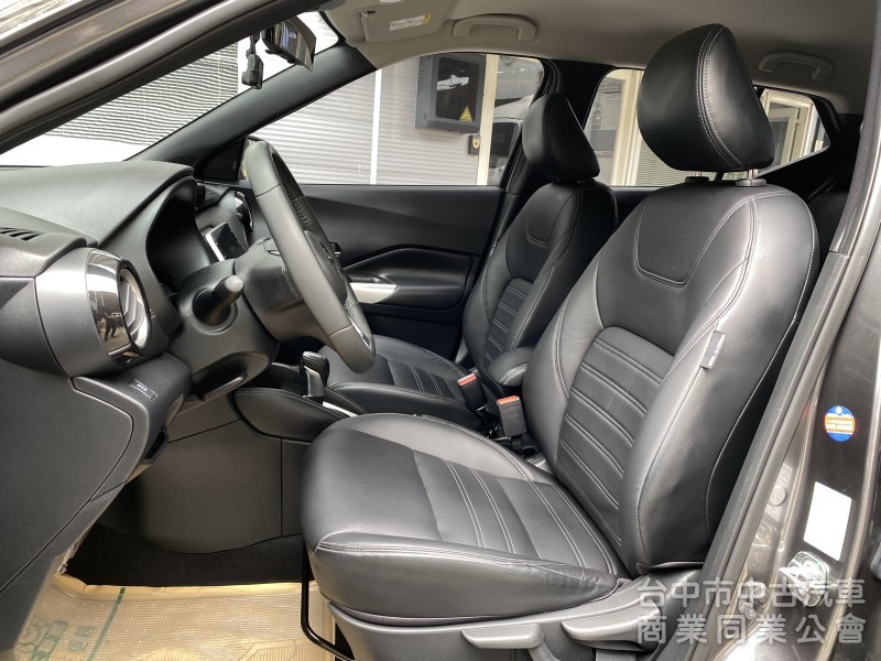 2021 Nissan Kicks 1.5智行旗艦版　車偏/盲點/環景 /LED頭燈　五門小車
