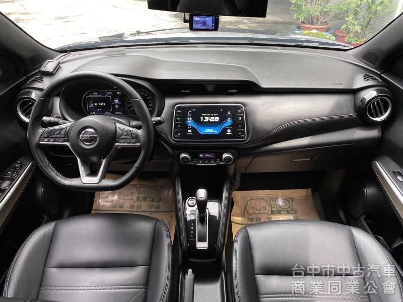 2021 Nissan Kicks 1.5智行旗艦版　車偏/盲點/環景 /LED頭燈　五門小車