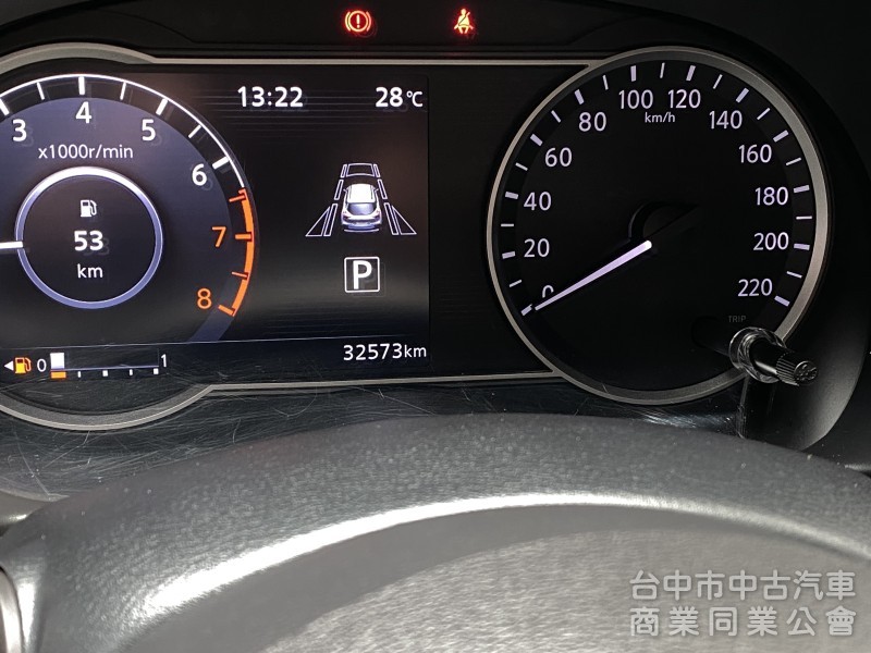 2021 Nissan Kicks 1.5智行旗艦版　車偏/盲點/環景 /LED頭燈　五門小車