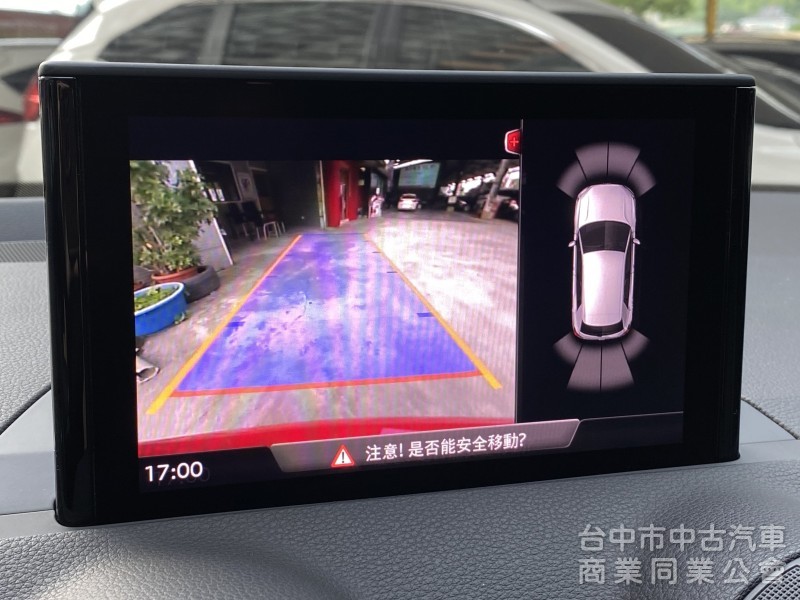 2018 Audi Q2 35 TFSI Luxury　升級carplay／車況佳／第三方認證／原鈑件