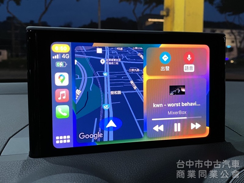 2018 Audi Q2 35 TFSI Luxury　升級carplay／車況佳／第三方認證／原鈑件