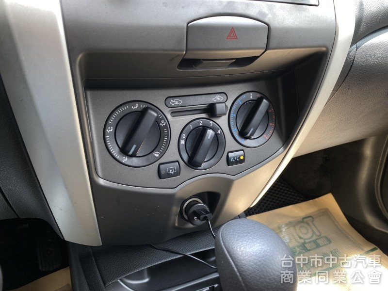 2017 Nissan Livina 1.6行家版　